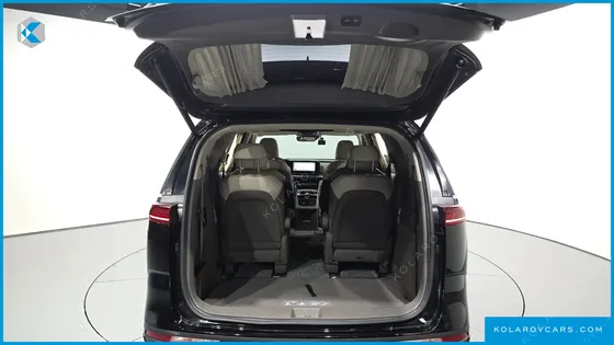 KIA CARNIVAL GASOLINE 9-SEATER HI-LIMOUSINE