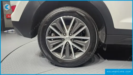 HYUNDAI TUCSON DIESEL 2.0 2WD