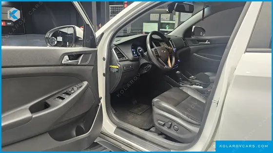 HYUNDAI TUCSON DIESEL 2.0 2WD
