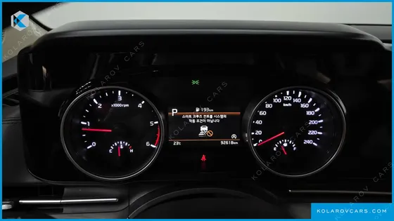 KIA CARNIVAL DIESEL 9-SEATER PRESTIGE