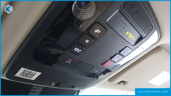 KIA CARNIVAL DIESEL 9-SEATER PRESTIGE