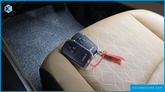KIA CARNIVAL DIESEL 9-SEATER PRESTIGE