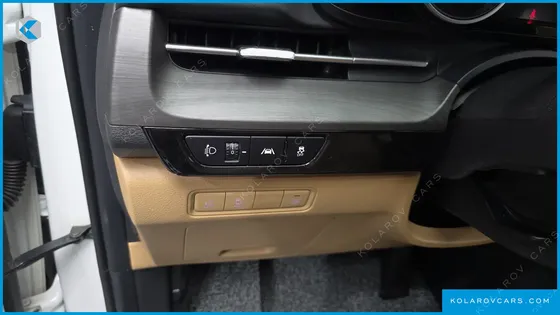 KIA CARNIVAL DIESEL 9-SEATER PRESTIGE