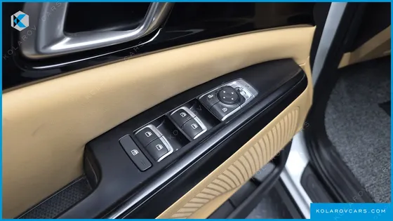 KIA CARNIVAL DIESEL 9-SEATER PRESTIGE