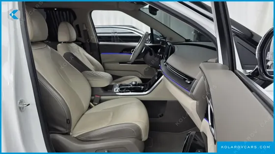 KIA CARNIVAL DIESEL 9-SEATER SIGNATURE