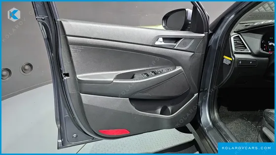 HYUNDAI TUCSON DIESEL 2.0 2WD