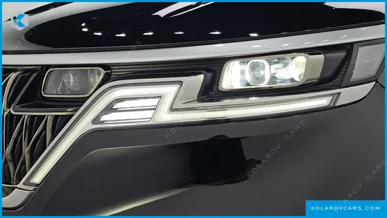 KIA CARNIVAL DIESEL 9-SEATER PRESTIGE