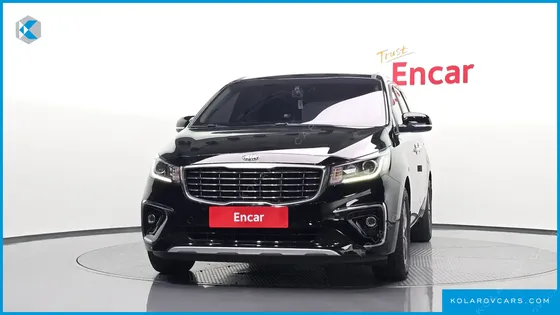 KIA CARNIVAL 9-SEATER LUXURY