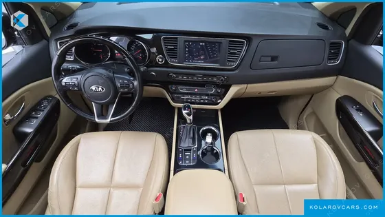 KIA CARNIVAL 9-SEATER NOBLESSE