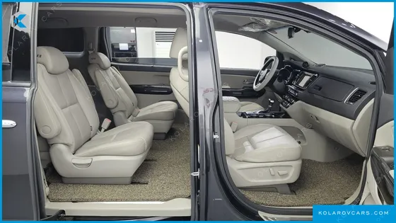 KIA CARNIVAL 9-SEATER NOBLESSE SPECIAL