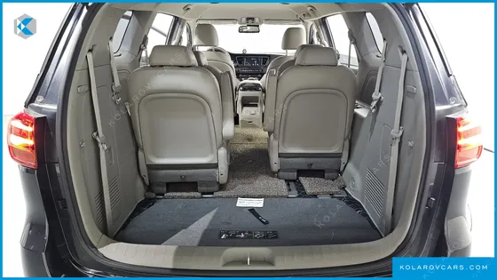 KIA CARNIVAL 9-SEATER NOBLESSE SPECIAL