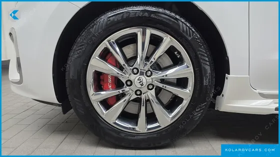 KIA CARNIVAL 7-SEATER LIMOUSINE