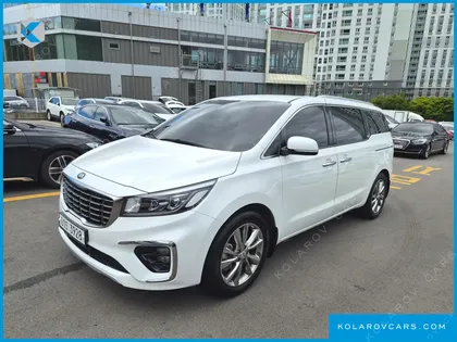 KIA CARNIVAL 9-SEATER NOBLESSE