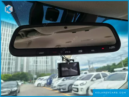 KIA CARNIVAL 9-SEATER NOBLESSE