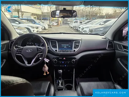 HYUNDAI TUCSON DIESEL 2.0 2WD