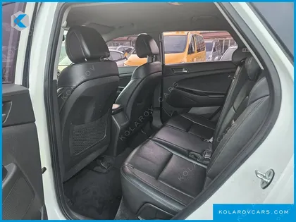 HYUNDAI TUCSON DIESEL 2.0 2WD