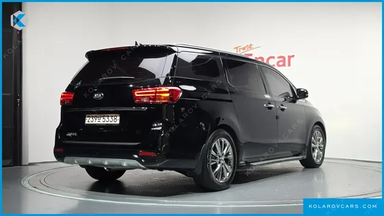 KIA CARNIVAL 9-SEATER PRSTIGE