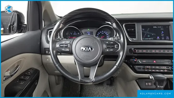 KIA CARNIVAL 9-SEATER PRSTIGE