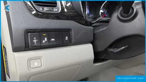 KIA CARNIVAL 9-SEATER PRSTIGE