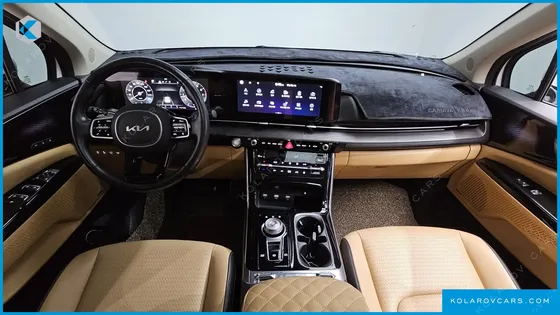 KIA CARNIVAL GASOLINE 7-SEATER SIGNATURE
