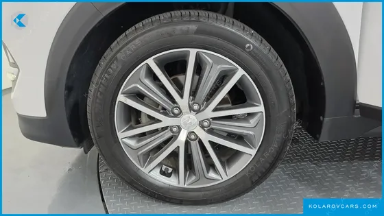 HYUNDAI TUCSON DIESEL 2.0 4WD