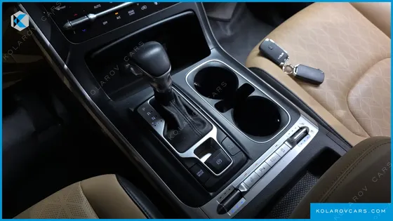 KIA CARNIVAL DIESEL 9-SEATER PRESTIGE