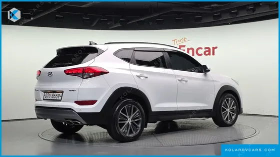 HYUNDAI TUCSON DIESEL 2.0 2WD