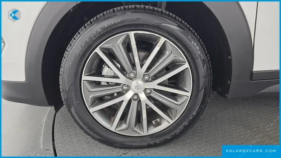HYUNDAI TUCSON DIESEL 2.0 2WD