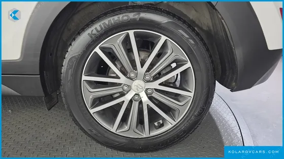 HYUNDAI TUCSON DIESEL 2.0 2WD