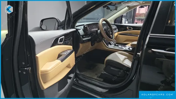 KIA CARNIVAL DIESEL 9-SEATER PRESTIGE