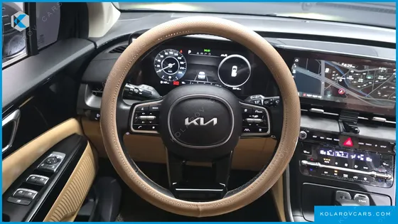 KIA CARNIVAL DIESEL 9-SEATER PRESTIGE