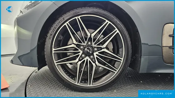 KIA STINGER 2.5 AWD MASTERS