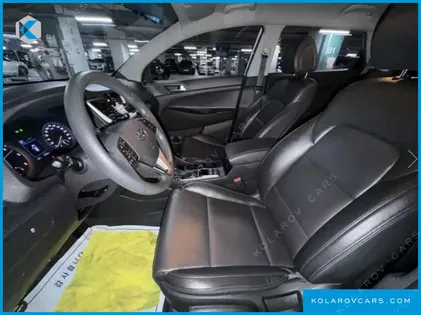 HYUNDAI TUCSON DIESEL 2.0 2WD