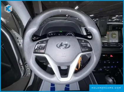 HYUNDAI TUCSON DIESEL 2.0 2WD