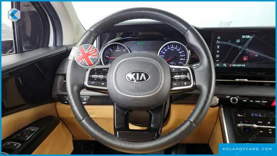 KIA CARNIVAL DIESEL 9-SEATER PRESTIGE