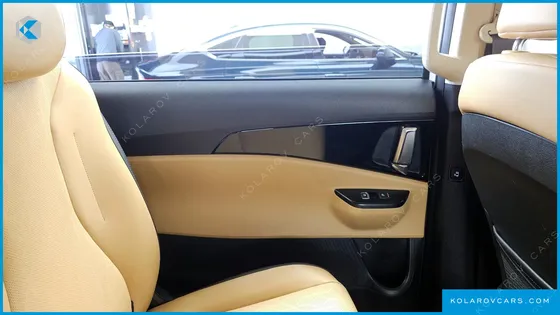 KIA CARNIVAL DIESEL 9-SEATER PRESTIGE