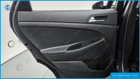 HYUNDAI TUCSON DIESEL 2.0 2WD