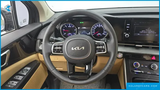 KIA CARNIVAL DIESEL 9-SEATER PRESTIGE