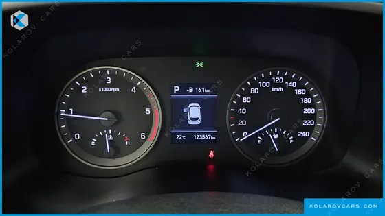 HYUNDAI TUCSON DIESEL 2.0 2WD
