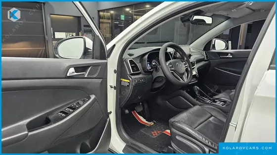 HYUNDAI TUCSON DIESEL 2.0 2WD