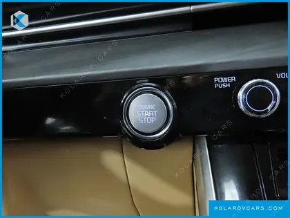 KIA CARNIVAL GASOLINE 9-SEATER NOBLESSE