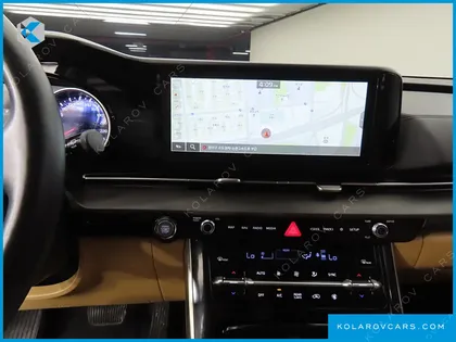 KIA CARNIVAL GASOLINE 9-SEATER NOBLESSE