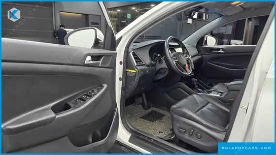HYUNDAI TUCSON DIESEL 2.0 2WD