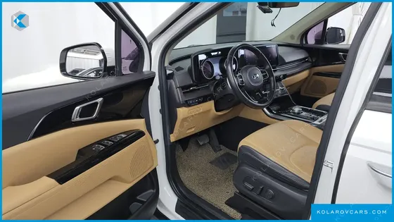 KIA CARNIVAL DIESEL 9-SEATER NOBLESSE