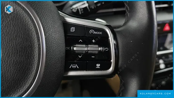 KIA CARNIVAL DIESEL 9-SEATER NOBLESSE