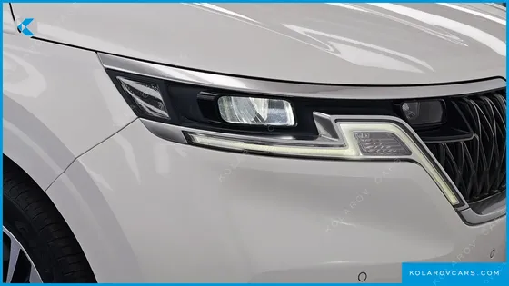 KIA CARNIVAL DIESEL 9-SEATER NOBLESSE