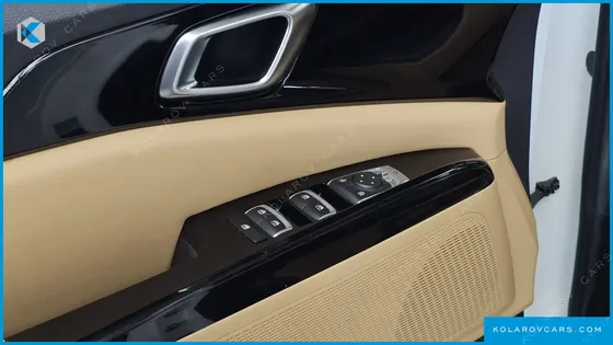 KIA CARNIVAL DIESEL 9-SEATER NOBLESSE