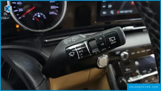 KIA CARNIVAL DIESEL 9-SEATER NOBLESSE