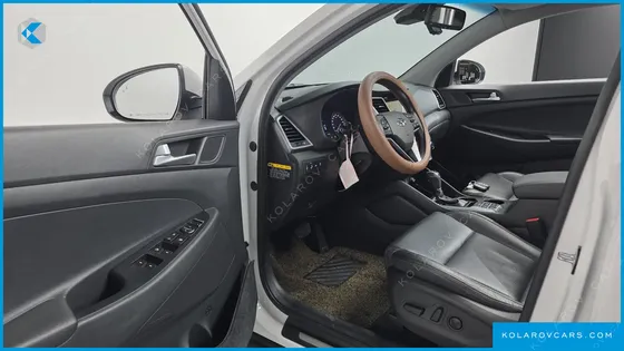 HYUNDAI TUCSON DIESEL 1.7 2WD