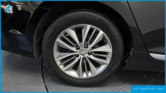 HYUNDAI GRANDEUR LPG HG300 MODERN